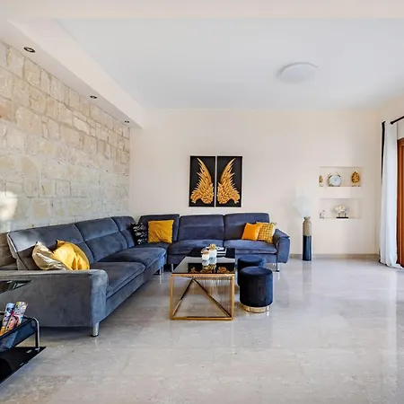 Villa Hg07 Adjacent To Aphrodite Hills- Private Pool, Large Terrace