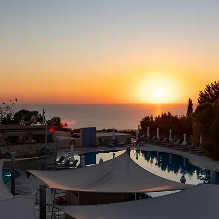 Villa Aphrodite Hills- Private Pool Villa, Large Terrace Hg07 *