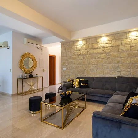 Aphrodite Hills- Private Pool Villa, Large Terrace Hg07