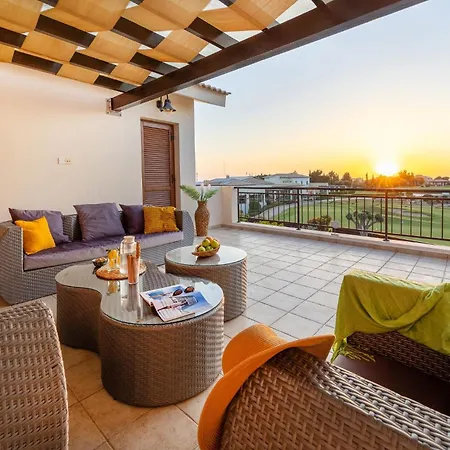 Hg07 Adjacent To Aphrodite Hills- Private Pool, Large Terrace Villa *