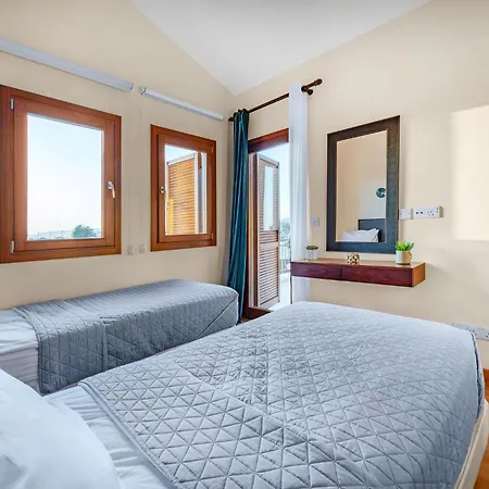 Villa Aphrodite Hills- Private Pool Villa, Large Terrace Hg07 Kouklia