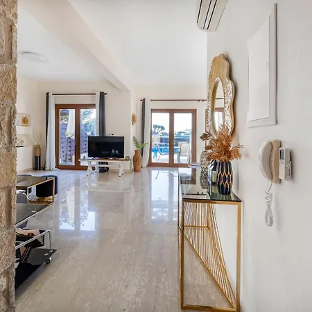 Hg07 Adjacent To Aphrodite Hills- Private Pool, Large Terrace 코우클리아