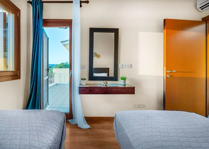 Hg07 Adjacent To Aphrodite Hills- Private Pool, Large Terrace * Kouklia