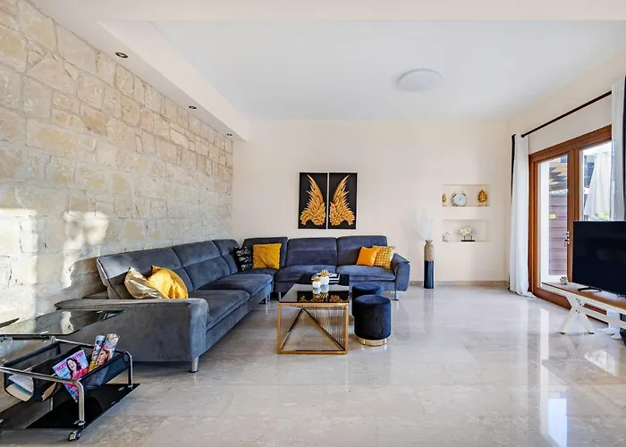 Villa Hg07 Adjacent To Aphrodite Hills- Private Pool, Large Terrace